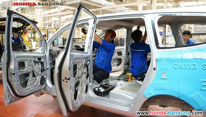Perihal Wacana Pajak 0 Persen Mobil Baru Dimentahkan Sri Mulyani