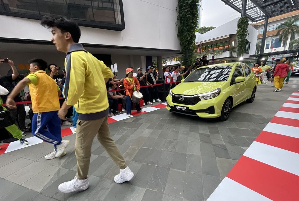 cerita-singkat-honda-brio